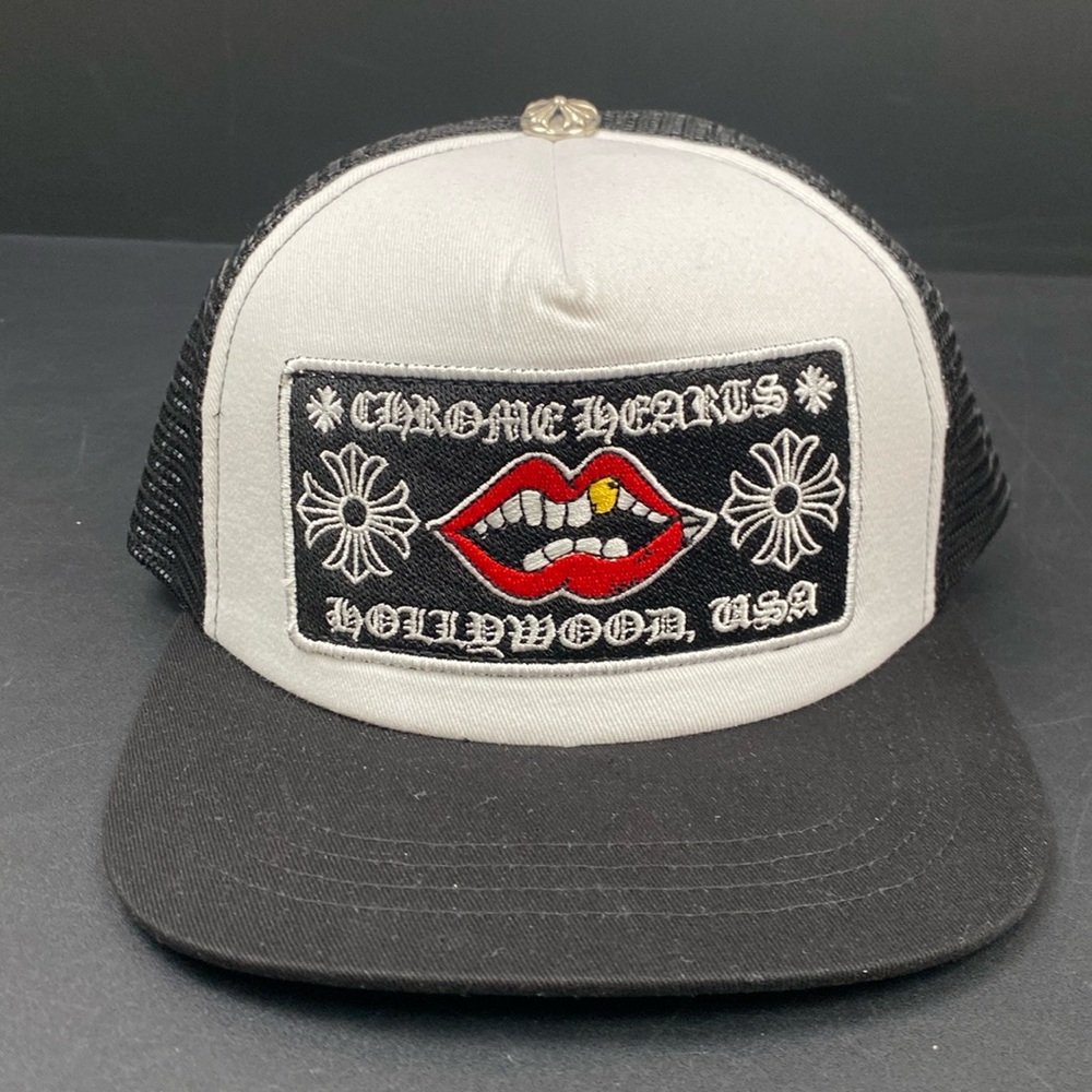 Chrome hearts black & white hat